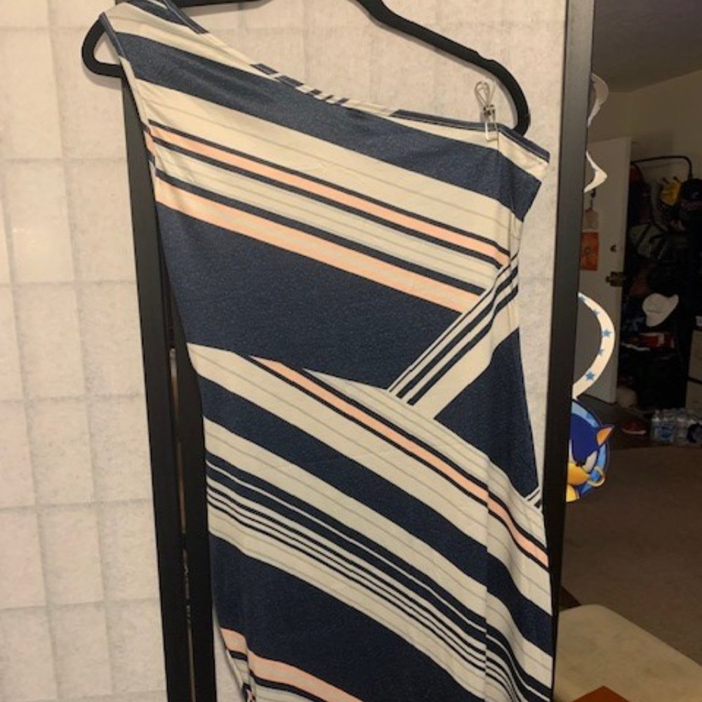One-Shoulder Asymmetrical BodyCon Dress